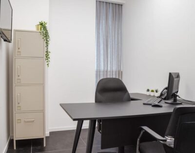 משרד עם עיצוב אדריכלי